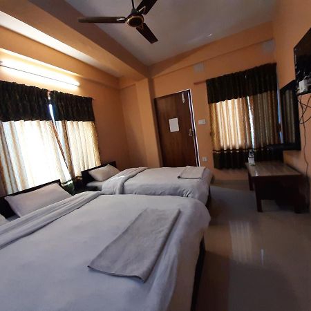 פוקהרה Hotel Eagle Zone מראה חיצוני תמונה