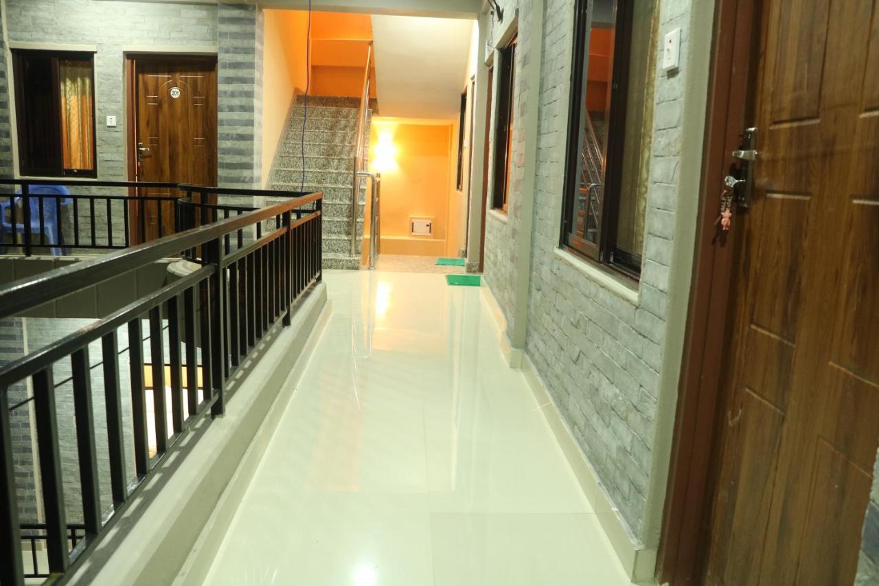 פוקהרה Hotel Eagle Zone מראה חיצוני תמונה