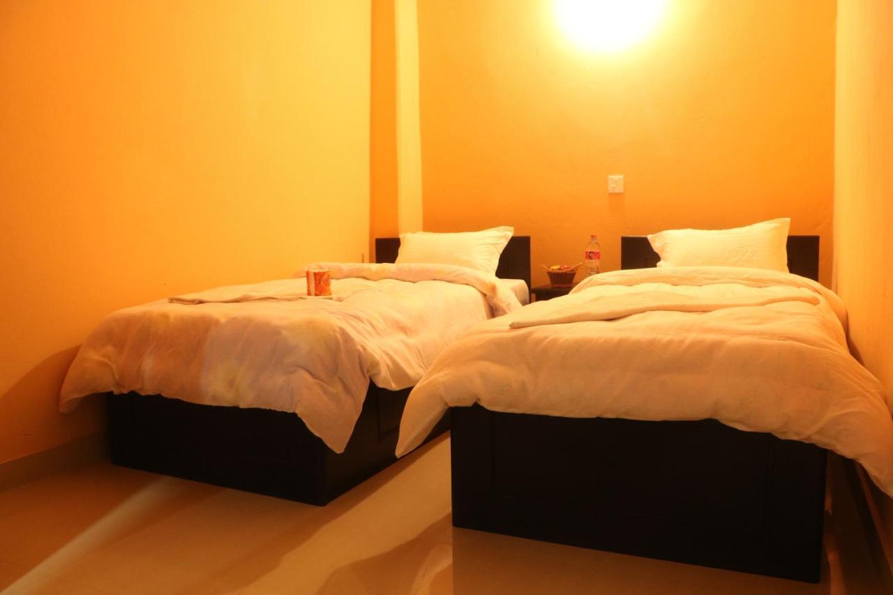 פוקהרה Hotel Eagle Zone מראה חיצוני תמונה