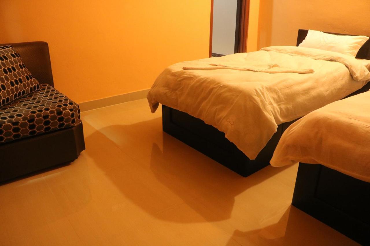 פוקהרה Hotel Eagle Zone מראה חיצוני תמונה