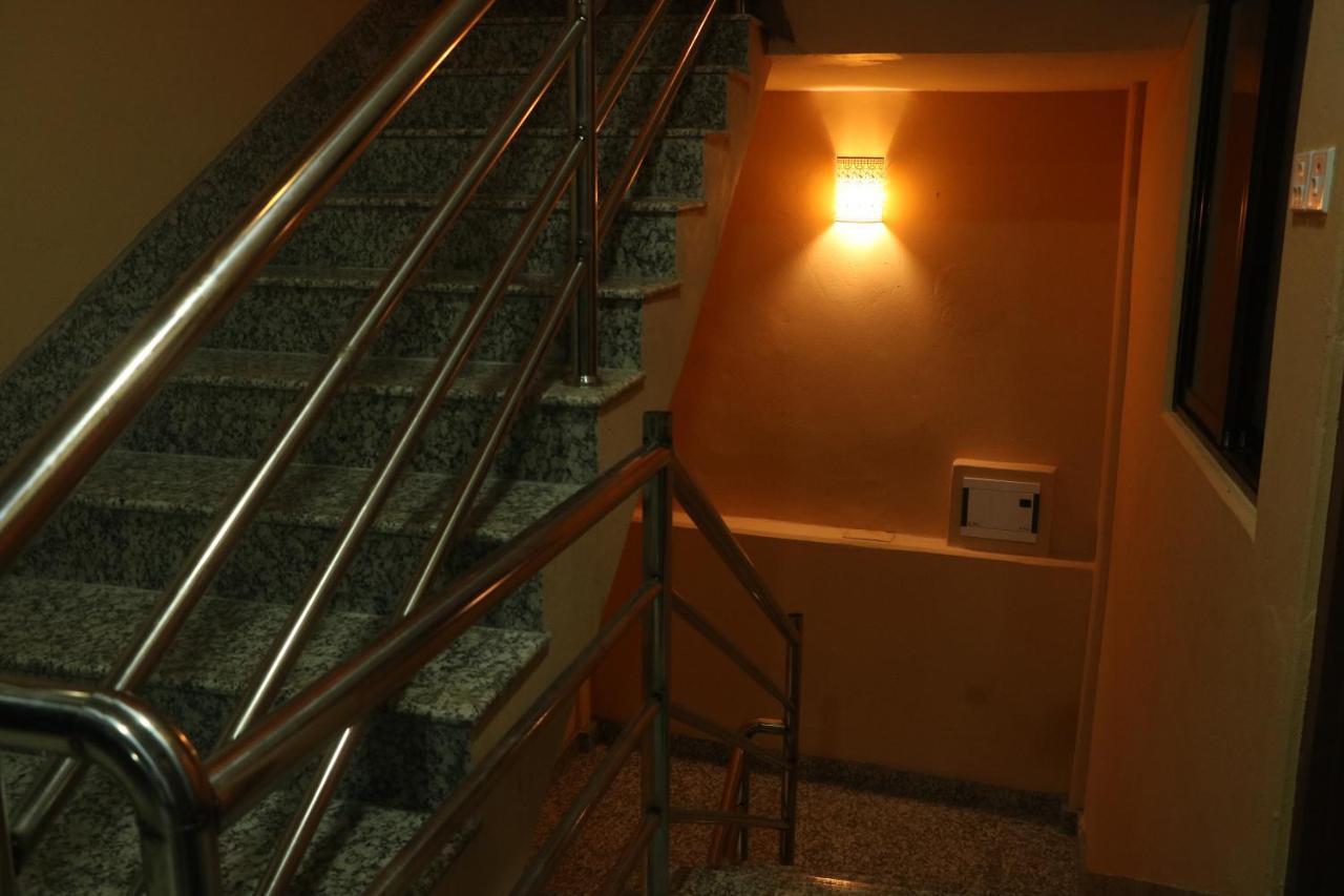 פוקהרה Hotel Eagle Zone מראה חיצוני תמונה